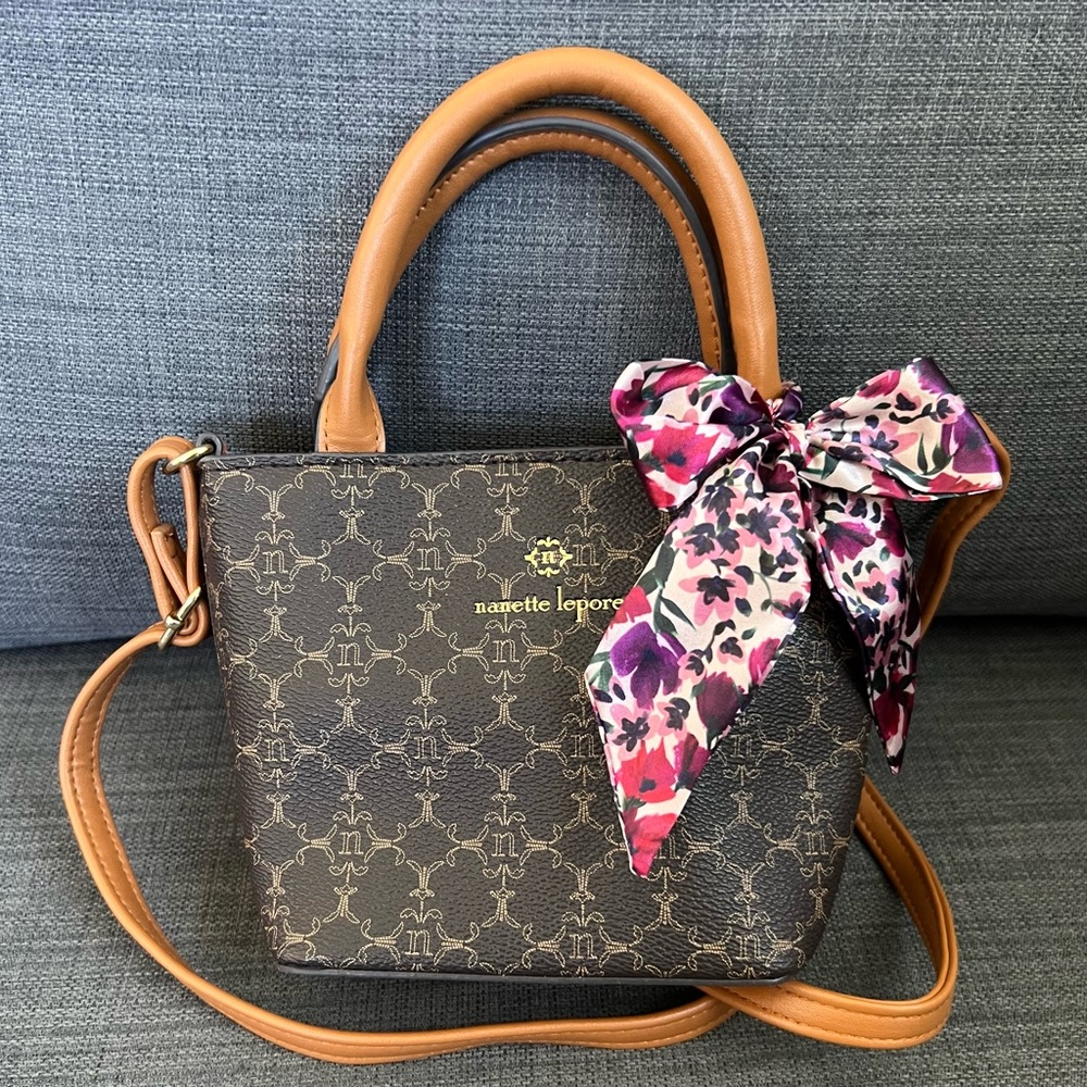 NEW NANETTE LEPORE SMALL SATCHEL CROSSBODY BAG HANDBAG PURSE - Picture 1 of 8